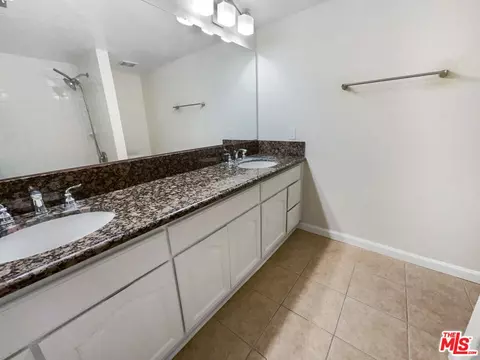 6806 Alondra Blvd #40, Paramount, CA 90723 photo 15