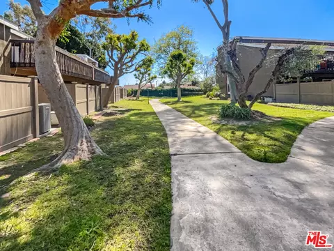 6806 Alondra Blvd #40, Paramount, CA 90723 photo 6
