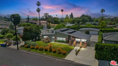 5643 Sunnyslope Ave, Van Nuys, CA 91401