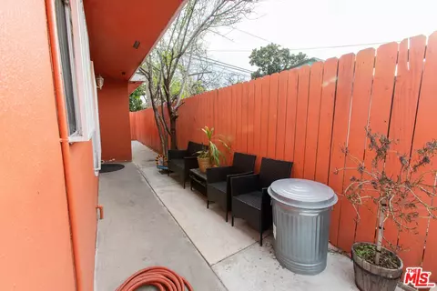 Exterior - 2010 W Spring St, Long Beach, CA 90810 photo 2 of 9