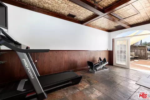 Other - 918 N Maple St, Burbank, CA 91505 photo 3 of 3