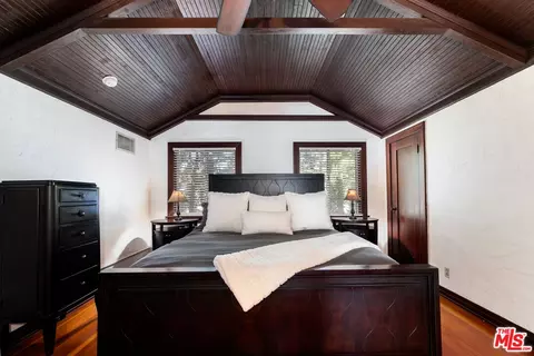 Bedroom - 918 N Maple St, Burbank, CA 91505 photo 5 of 5