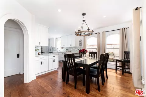 Kitchen - 918 N Maple St, Burbank, CA 91505 photo 1 of 4