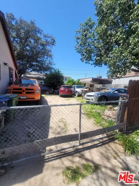 8019 Towne Ave, Los Angeles, CA 90003