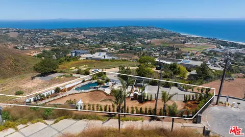 30002 Zenith Point Rd, Malibu, CA 90265 photo 1