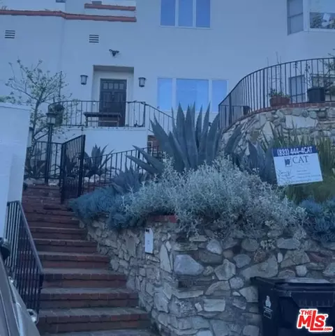 13456 Contour Dr, Sherman Oaks, CA 91423