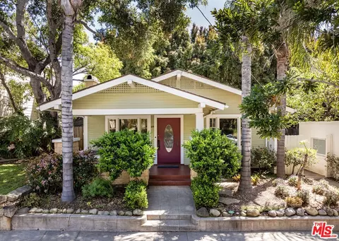 25 W Arrellaga St, Santa Barbara, CA 93101