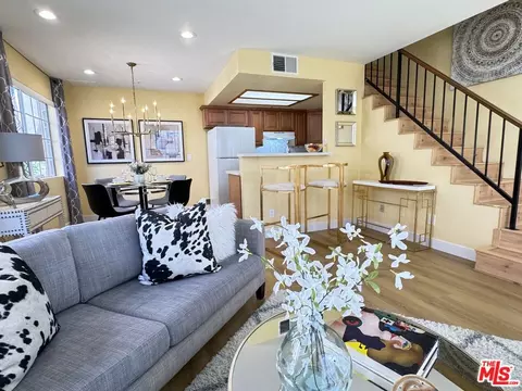147 W Acacia Ave #109, Glendale, CA 91204