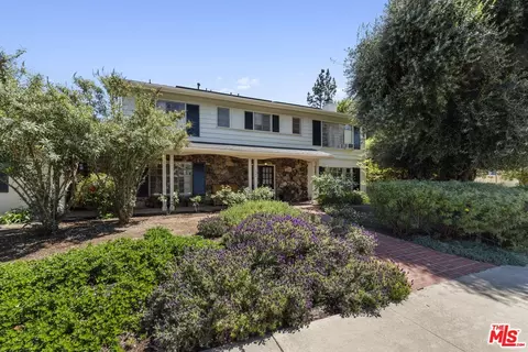 9830 Lasaine Ave, Northridge, CA 91325