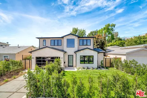 3515 S Barrington Ave, Los Angeles, CA 90066