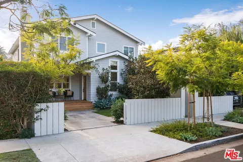 2233 Glyndon Ave, Venice, CA 90291