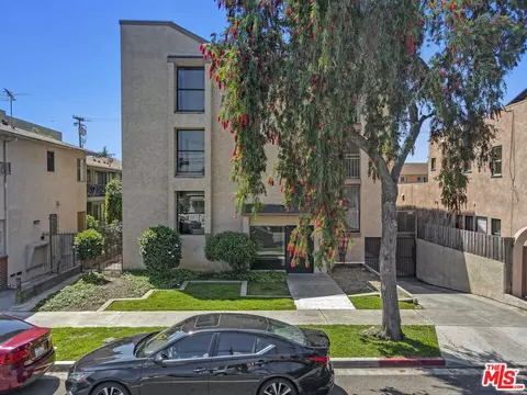 1244 E 3rd St #203, Long Beach, CA 90802
