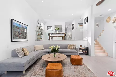 1610 Palisades Dr, Pacific Palisades, CA 90272