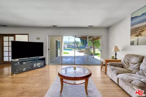 9732 Orcas Ave, Shadow Hills, CA 91040 photo 12
