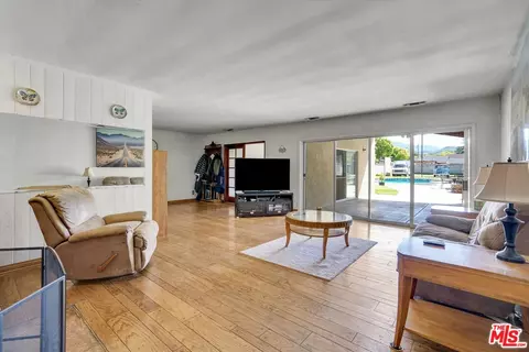 9732 Orcas Ave, Shadow Hills, CA 91040 photo 13
