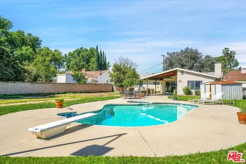 9732 Orcas Ave, Shadow Hills, CA 91040 photo 22