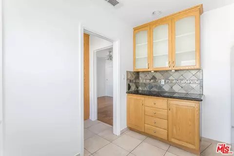3853 Rose Ave, Long Beach, CA 90807 photo 22