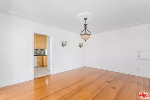 3853 Rose Ave, Long Beach, CA 90807 photo 10
