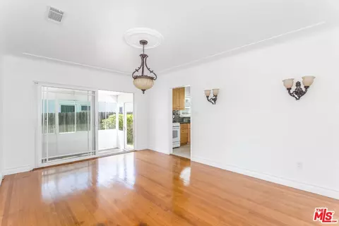 3853 Rose Ave, Long Beach, CA 90807 photo 8