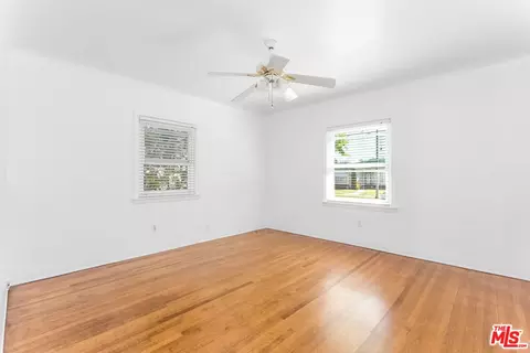 3853 Rose Ave, Long Beach, CA 90807 photo 28