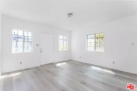 3853 Rose Ave, Long Beach, CA 90807 photo 39