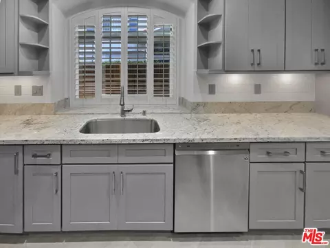 Kitchen - 52 Sunset Cir, Westminster, CA 92683 photo 2 of 2
