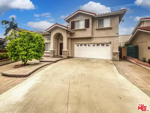 52 Sunset Cir, Westminster, CA 92683