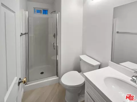 Bath - 52 Sunset Cir, Westminster, CA 92683 photo 1 of 3