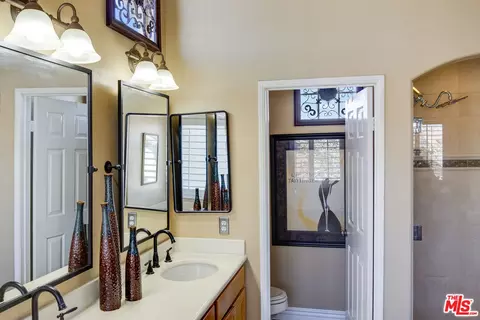 Bath - 3342 Eagle Crest Dr, Corona, CA 92881 photo 4 of 7