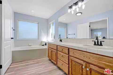 Bath - 8185 Jadeite Ave, Rancho Cucamonga, CA 91730 photo 2 of 3