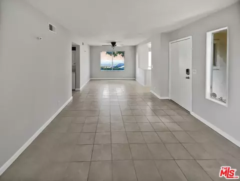 Entry Way - 1925 W Houston Ave #3, Fullerton, CA 92833 photo 1 of 1