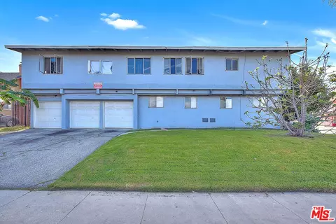 2900 W 54th St, Los Angeles, CA 90043