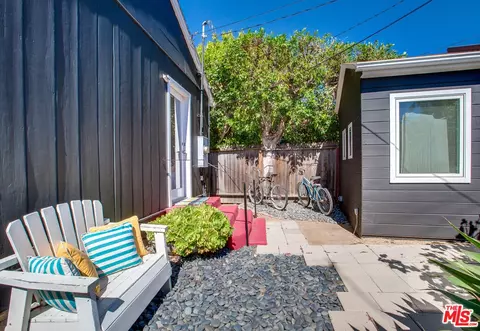618 Palms Blvd, Venice, CA 90291 photo 23