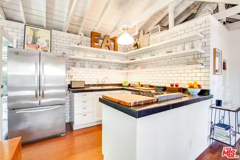 618 Palms Blvd, Venice, CA 90291 photo 9