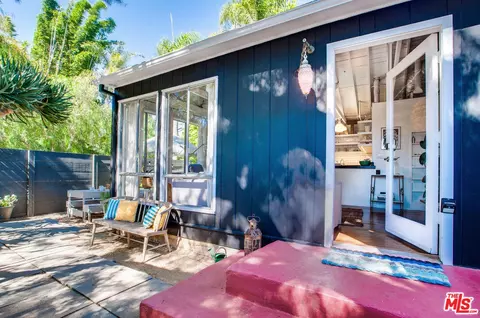 618 Palms Blvd, Venice, CA 90291 photo 2