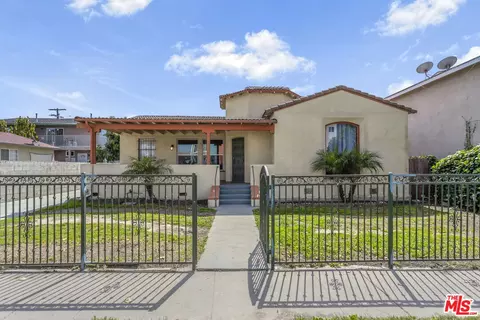 3010 Alsace Ave, Los Angeles, CA 90016