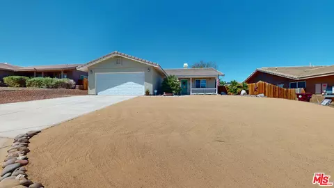 Exterior - 5230 Verenda Ave, Twentynine Palms, CA 92277 photo 3 of 6