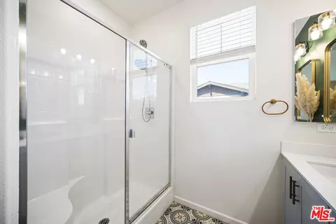 Bath - 11761 Hadley St, Whittier, CA 90601 photo 5 of 6