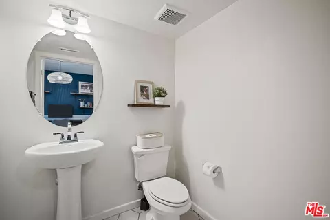 Bath - 11761 Hadley St, Whittier, CA 90601 photo 1 of 6