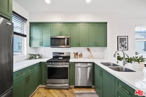 Kitchen - 11761 Hadley St, Whittier, CA 90601 photo 4 of 5