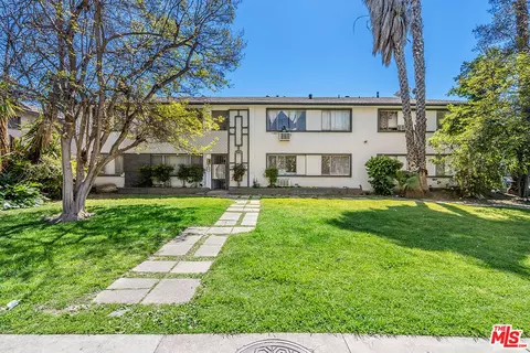 15456 Vanowen St, Van Nuys, CA 91406 photo 2