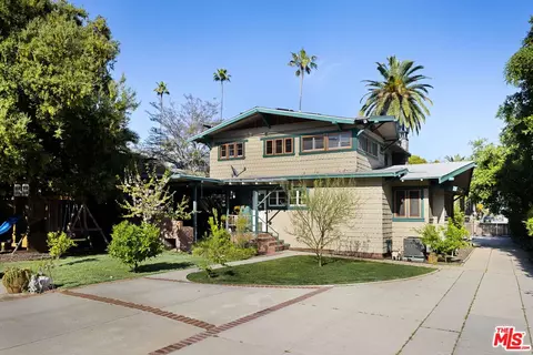Exterior - 999 N Hill Ave, Pasadena, CA 91104 photo 10 of 13