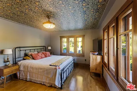 Bedroom - 999 N Hill Ave, Pasadena, CA 91104 photo 1 of 5