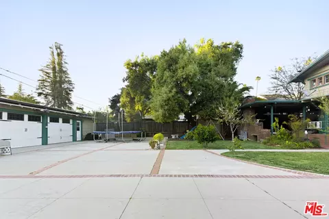 View/Area - 999 N Hill Ave, Pasadena, CA 91104 photo 1 of 1