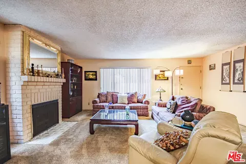 1211 N Orange Grove Ave #6, West Hollywood, CA 90046