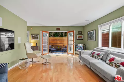 1127 15th St #B, Santa Monica, CA 90403