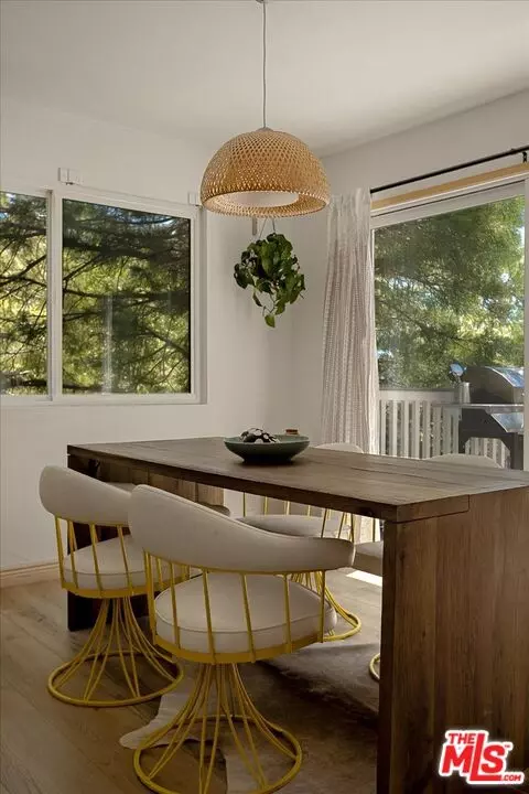 Dining - 27975 St Bernard Ln, Lake Arrowhead, CA 92352 photo 2 of 2