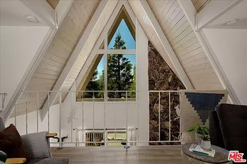 Entry Way - 27975 St Bernard Ln, Lake Arrowhead, CA 92352 photo 4 of 4