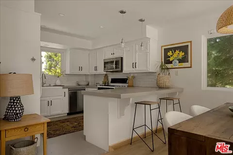 Kitchen - 27975 St Bernard Ln, Lake Arrowhead, CA 92352 photo 1 of 3