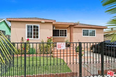 2525 E 135th St, Compton, CA 90222 photo 1